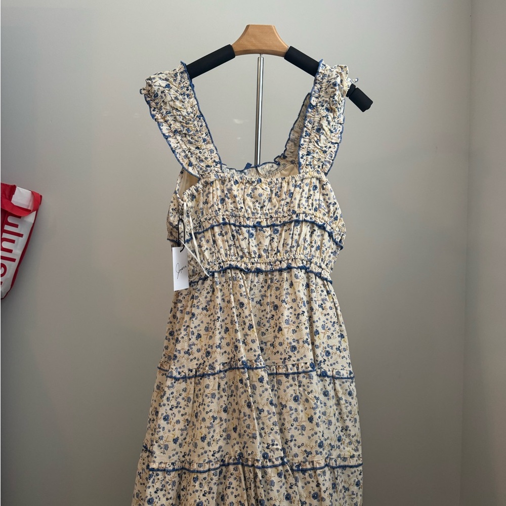 🌟SOLD🌟Chic Blue Floral Maxi Dress